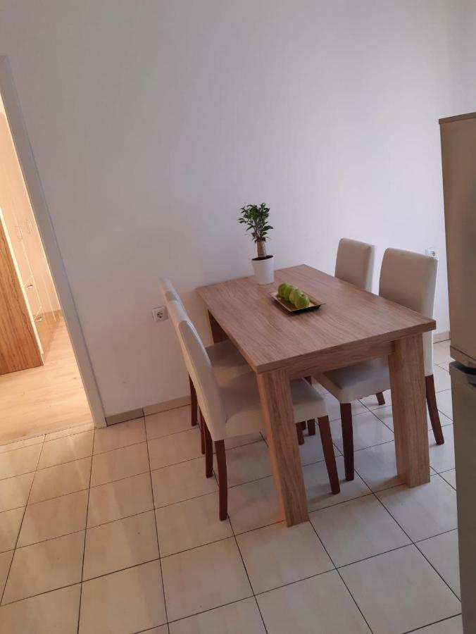 Apartment Luka Bibinje Exteriör bild